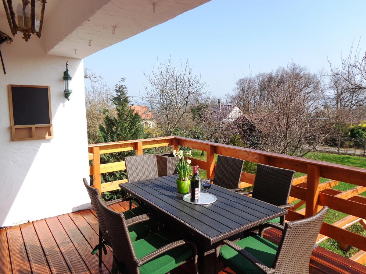 Fülöp Villa Apartmanház Balatonszepezd Kültér fotó