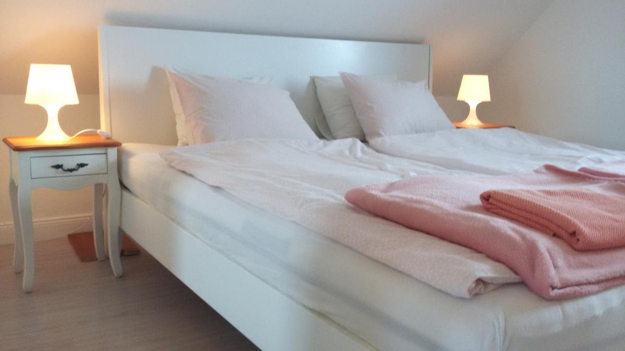 Fülöp Villa Apartmanház Balatonszepezd Kültér fotó